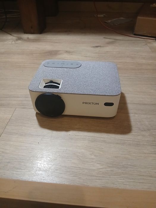 Projetor prixton 5000 lúmems HD