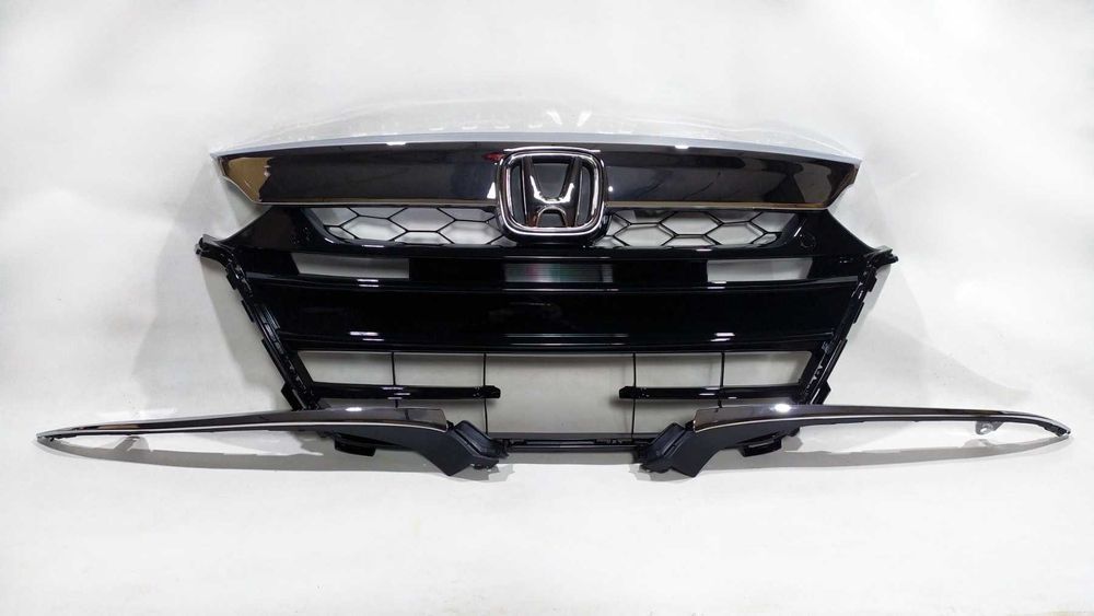 Решітка радіатора Решетка радиатора Honda Accord (всі з 2008 по 2024р)