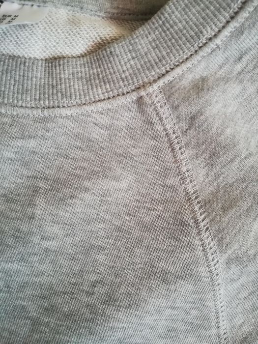 серый свитшот (толстовка) кофта, гольф divided H&M