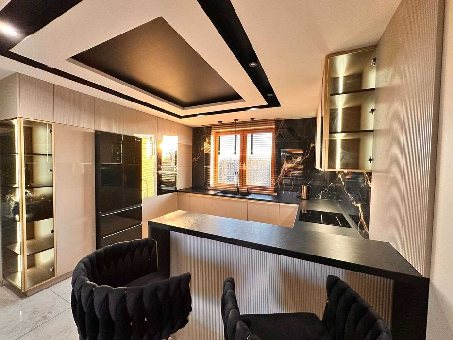 Stolarz Tapicer Łóżka Materace Kuchnie Szafy Garderoby Meble na wymiar