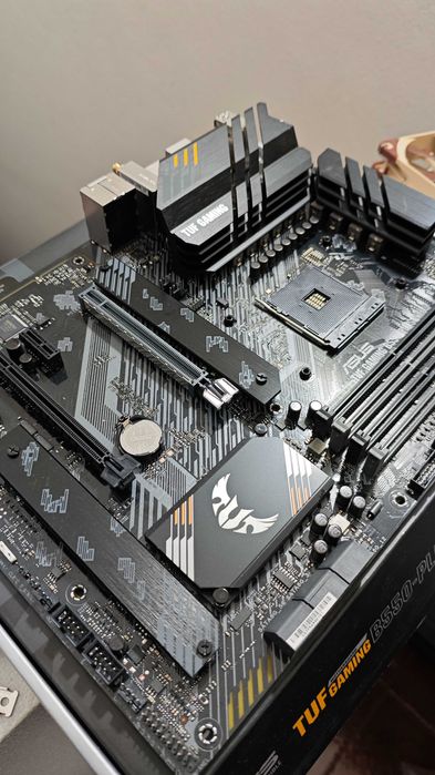 ASUS TUF Gaming B550-PLUS WiFi II Motherboard c/garantia