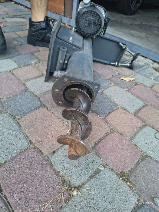 Sprzedam silnik z przekładnią ABM Greiffenberger + podajnik ślimakowy