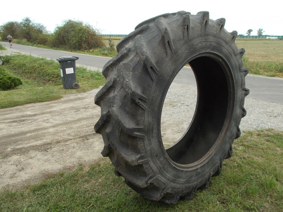 Opona Radialna 18.4 x 38 Pirelli