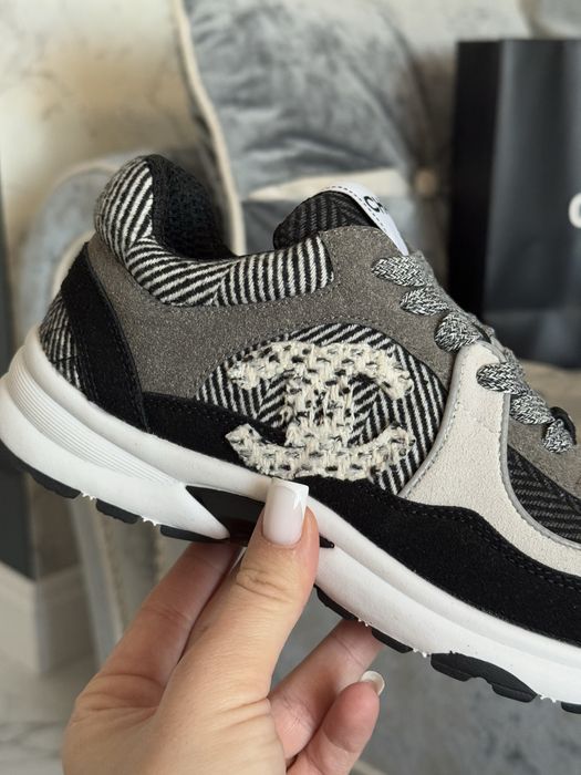 Серые кроссовки Chanel 36 размер