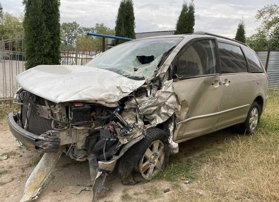 Разборка Toyota Sienna 04-10 3.3 коробка мотор  Solara Avalon диски