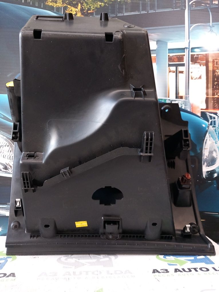Porta luvas Peugeot 208
