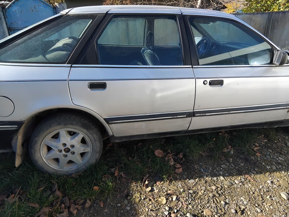 Продам машину форд