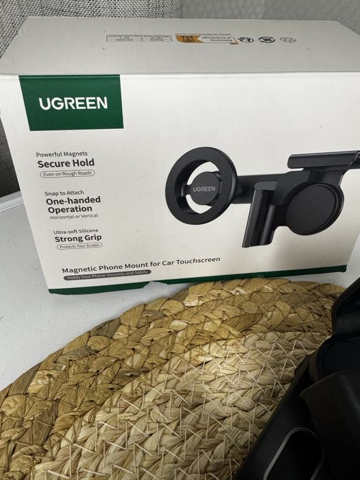 магнітний тримач для телефону Ugreen