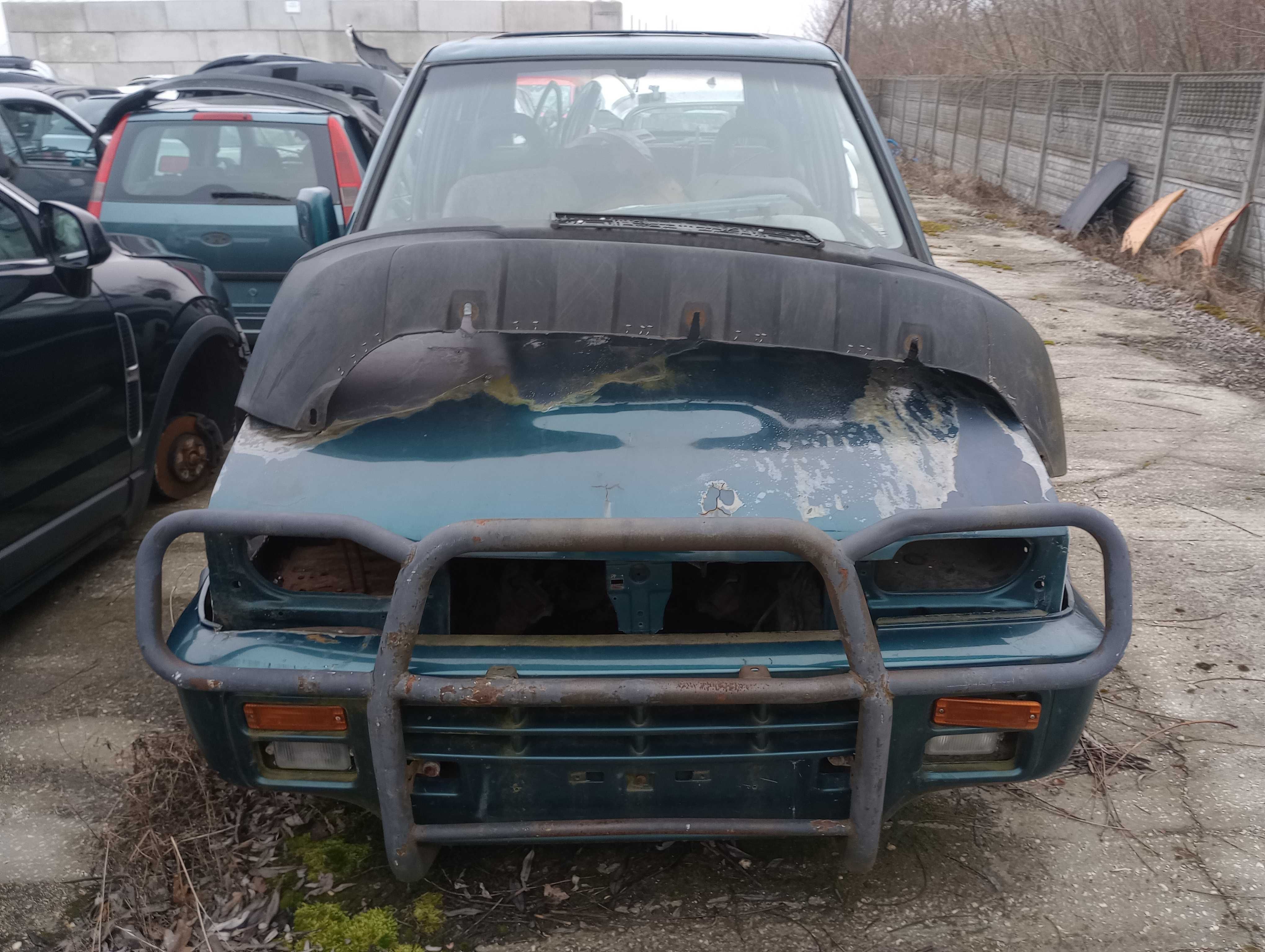 Nissan Terrano na części