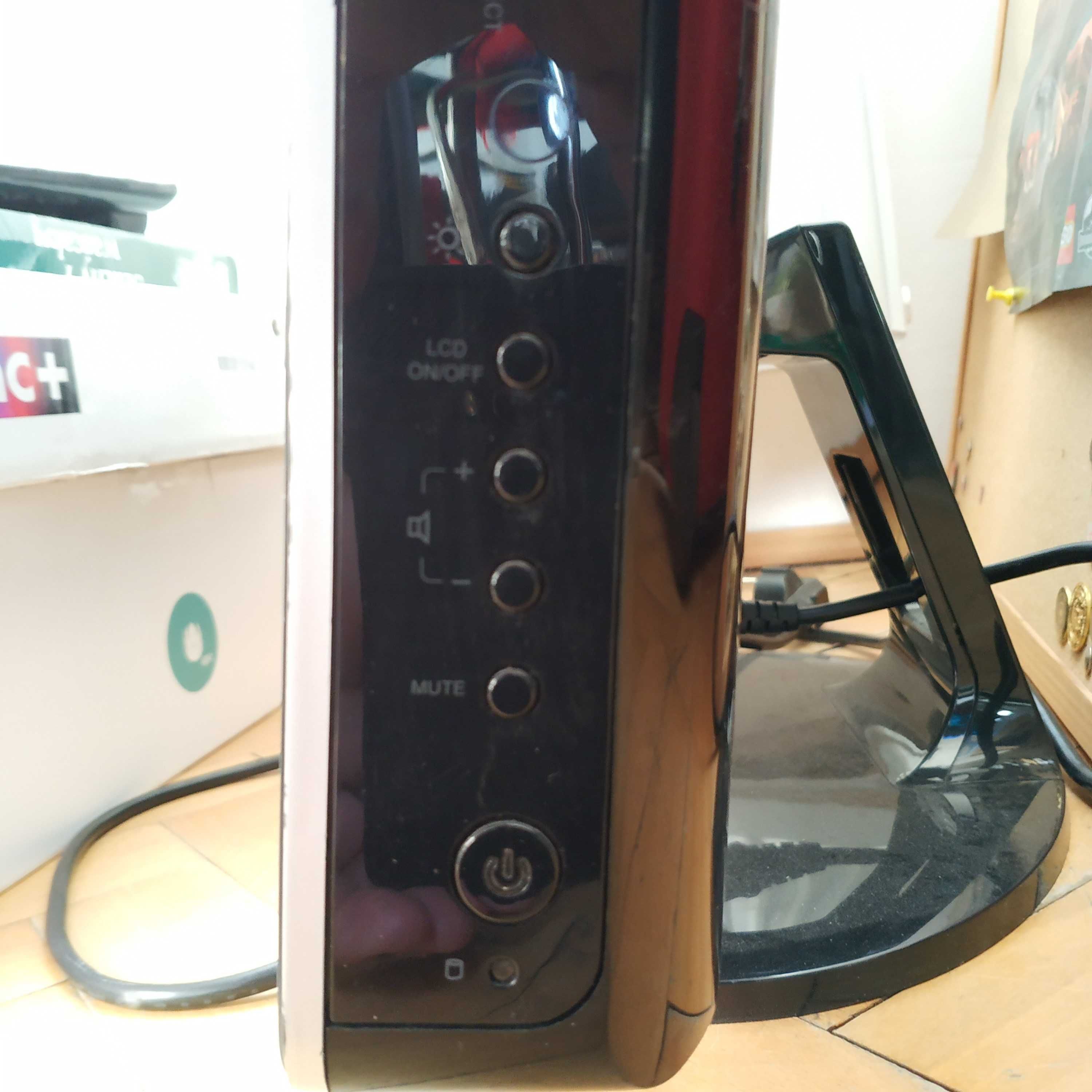 Komputer all on one AIO Philips Freevent