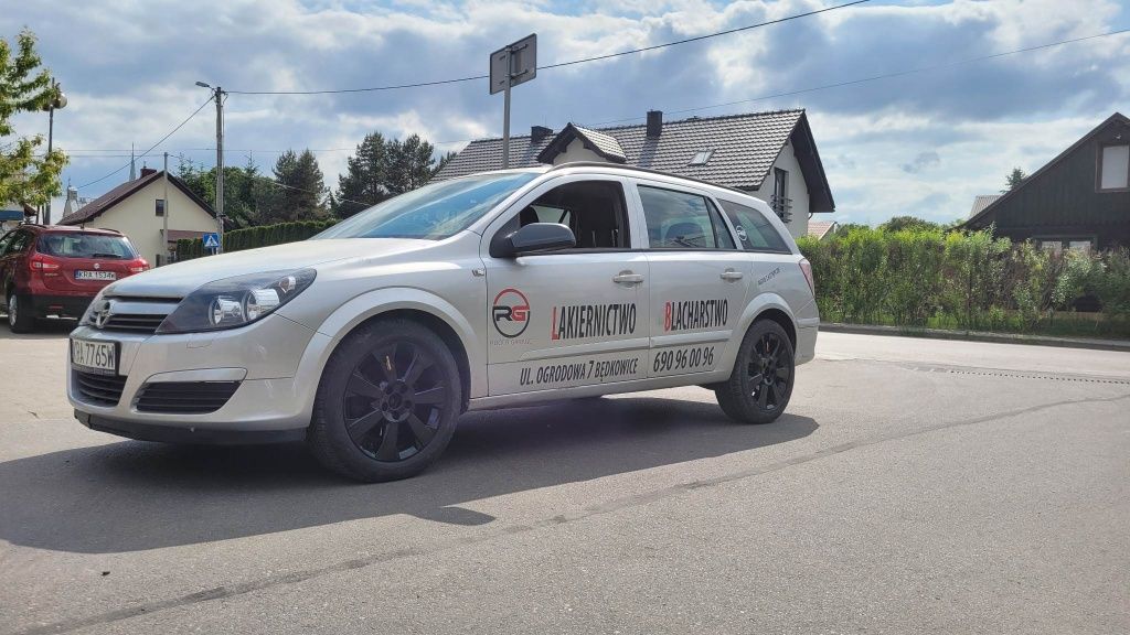 Wynajmij auto dostawcze, osobowe, laweta, Bus do wynajęcia