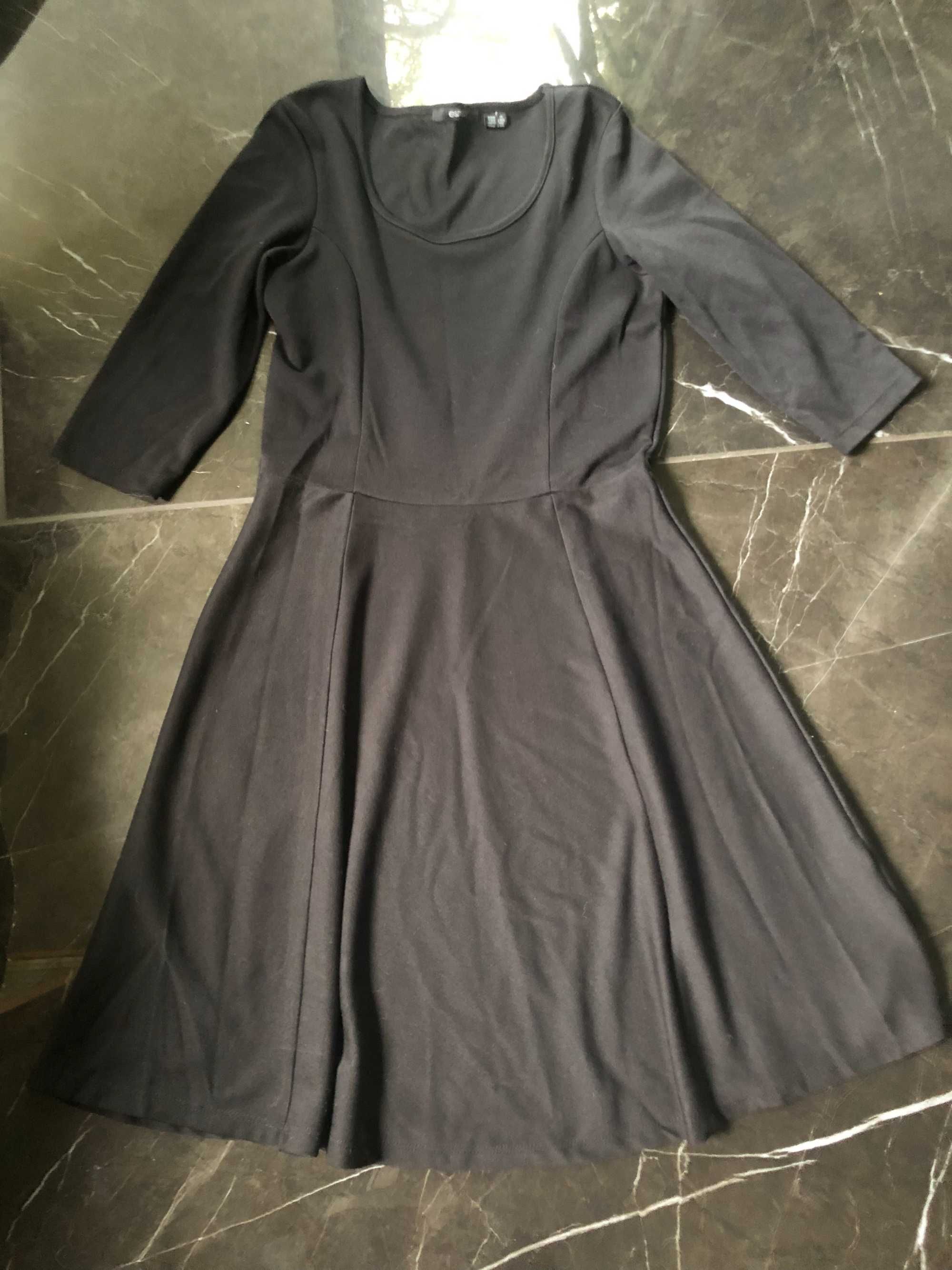 ESMARA sukienka rozkloszowana trapezowa czarna rozm. S 36 stan BDB