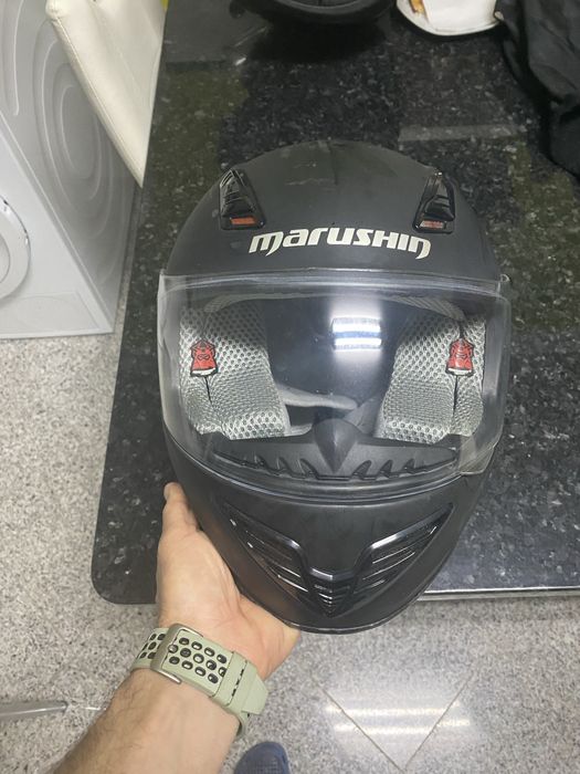 Capacete Marushin tamanho S