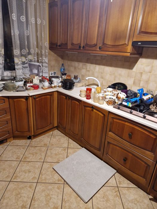 Zabudowa kuchenna używana ze sprzętem AGD