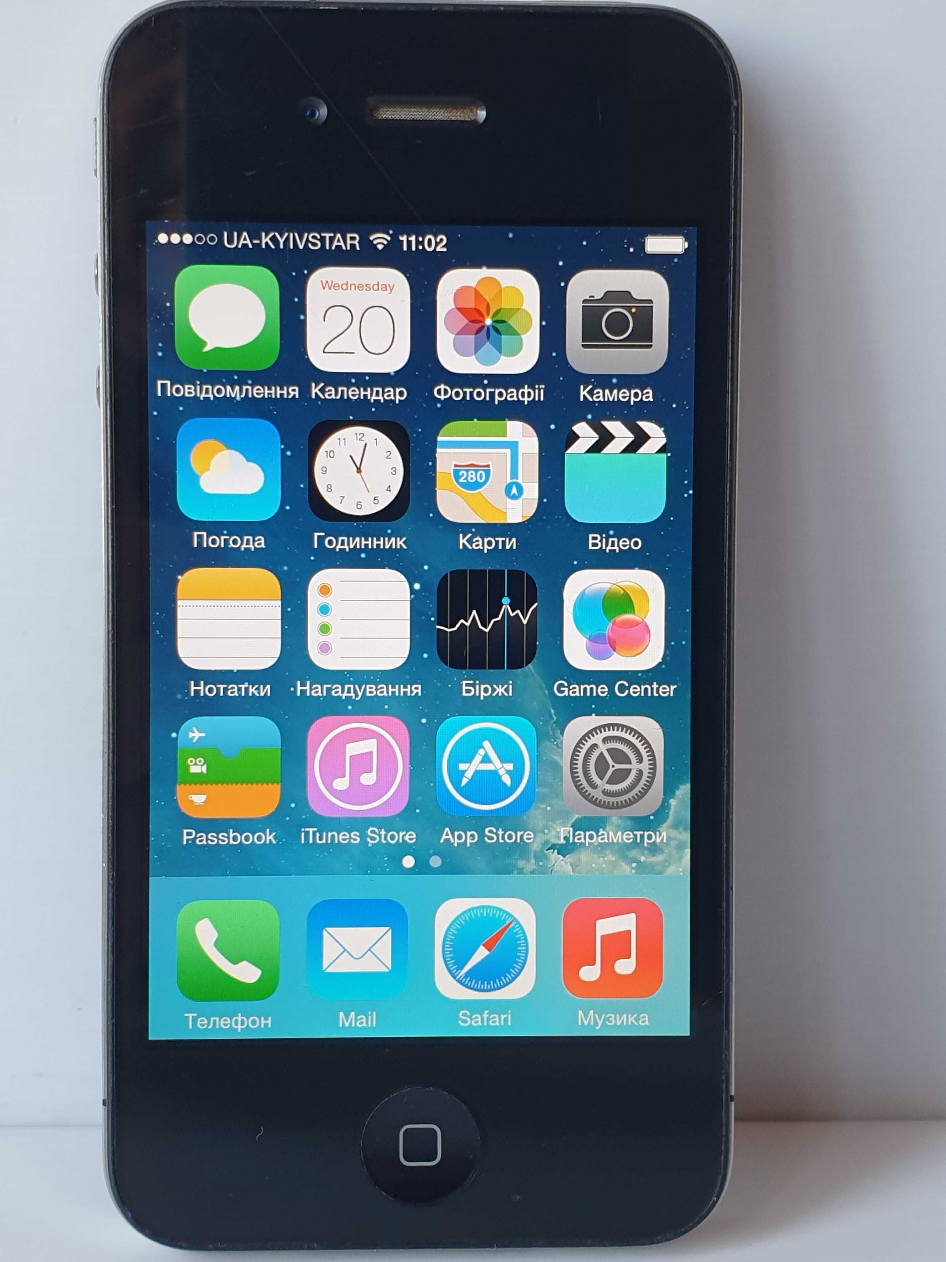 iPhone 4      a1332  16GB