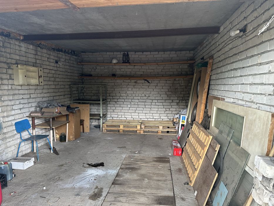 Продам       гараж