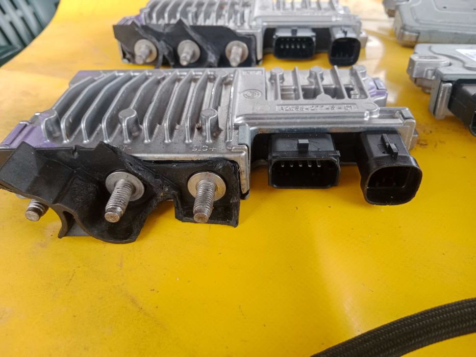 Kondensator, moduł, klema , bezpieczniki, strat stop Peugot Citroen