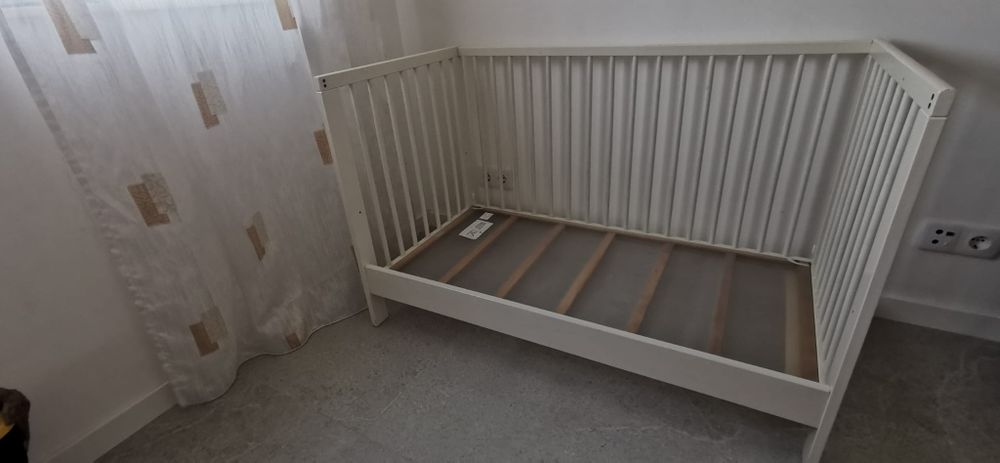 Berço ikea usado