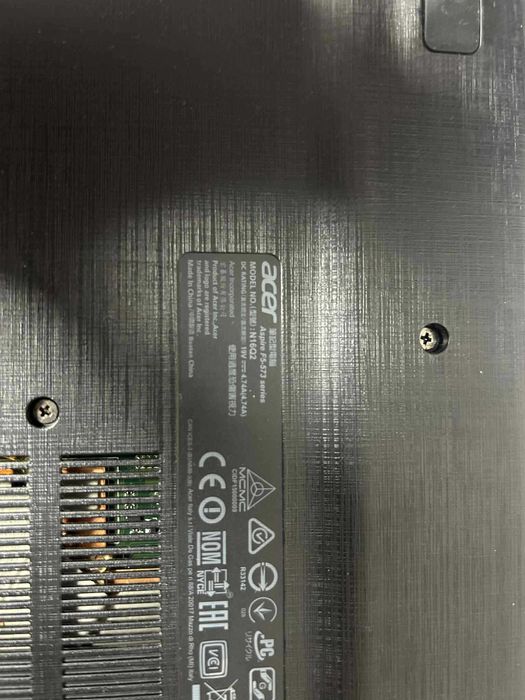 Acer Aspire F15 F5-573 i5-7200U / 16GB RAM / GTX950M 4GB / 512GB SSD