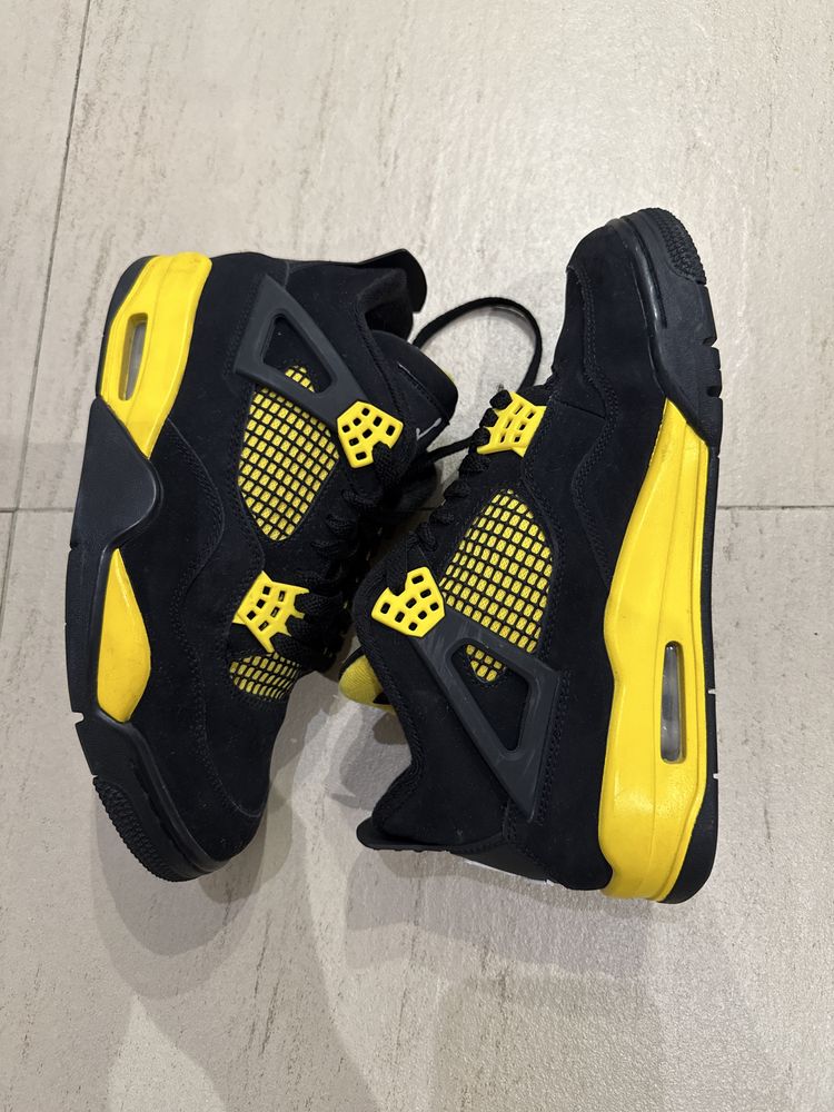 Nike air jordan 4 yellow