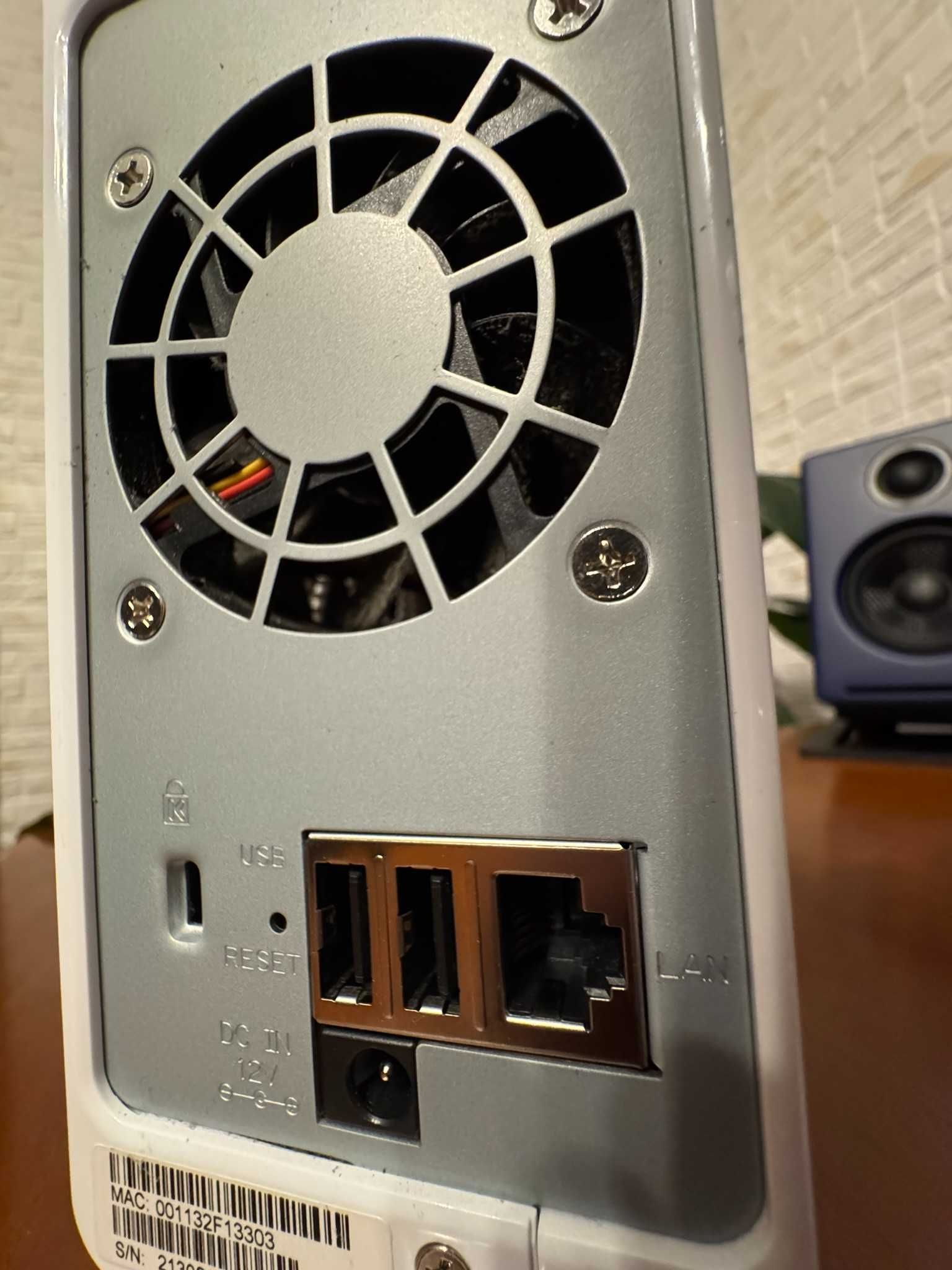 Synology DS120J Diskstation (NAS, sem disco)
