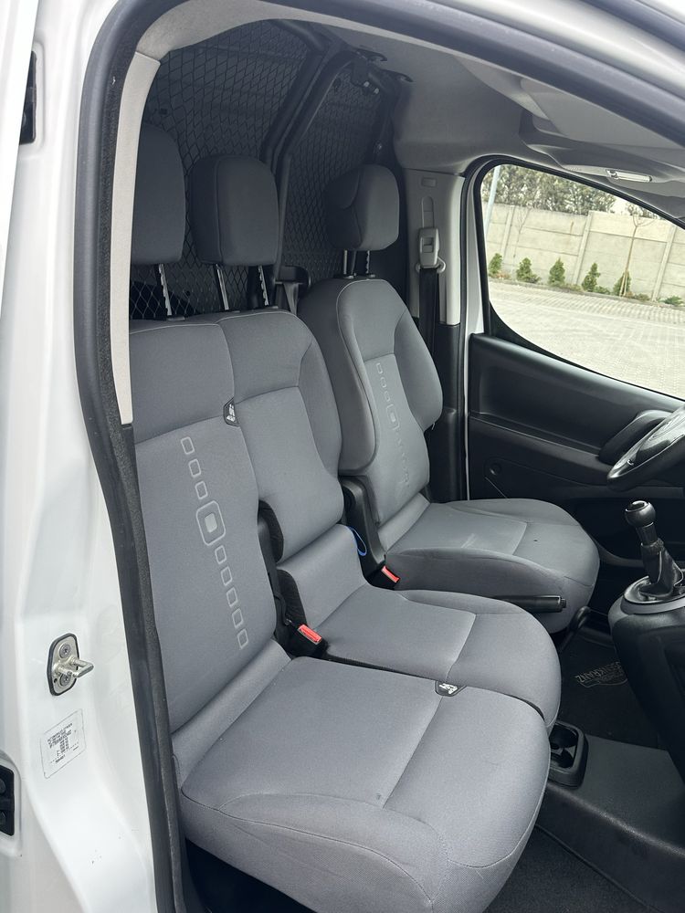 Berlingo Partner 1.6 e-hdi 3 osobowe zadbany !