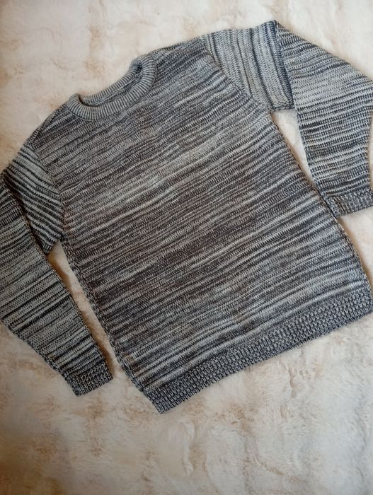 Продам новий дитячий светр 158-164