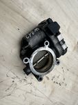 Дросельна заслонка mercedes w212 1.8 cgi w204 a 2661410525