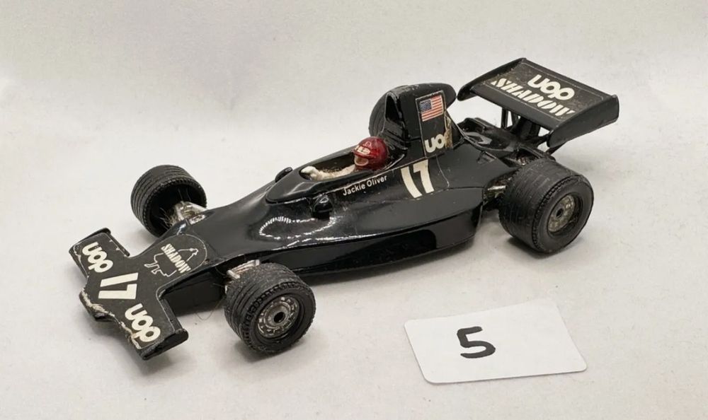 Carros miniatura vintage