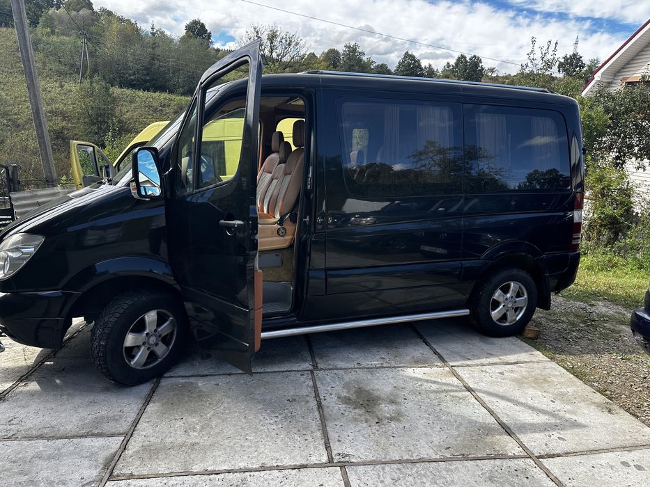 Пасажирські перевезення екскурсіі трансфера Яремча