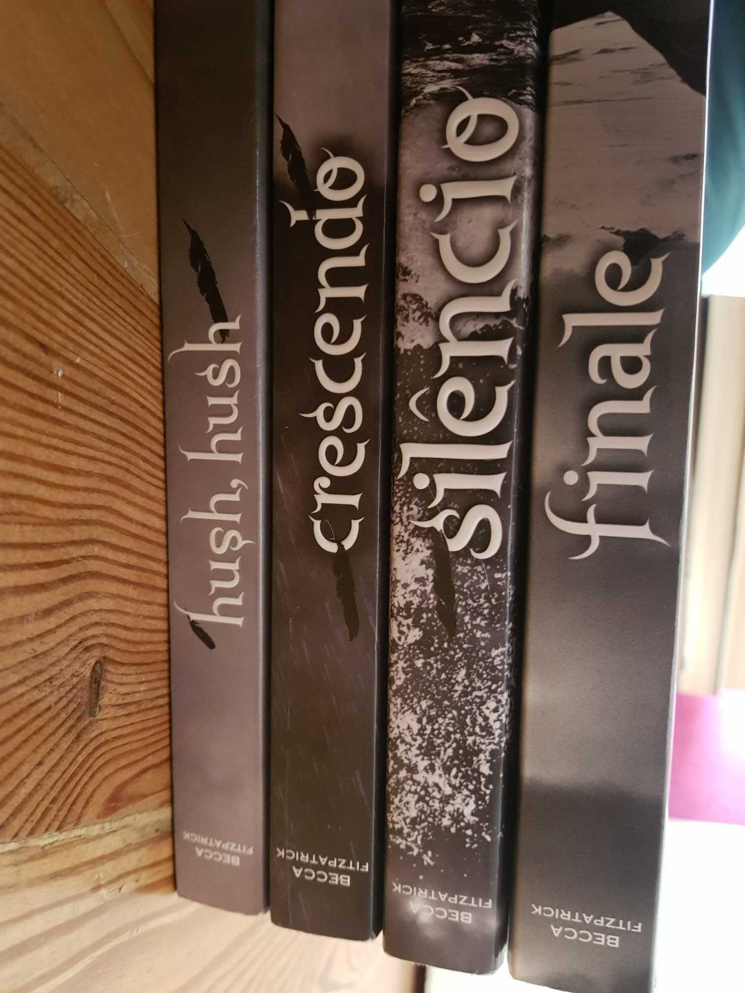 Livros de série "Hush, Hush" , Becca Fitzpatrick