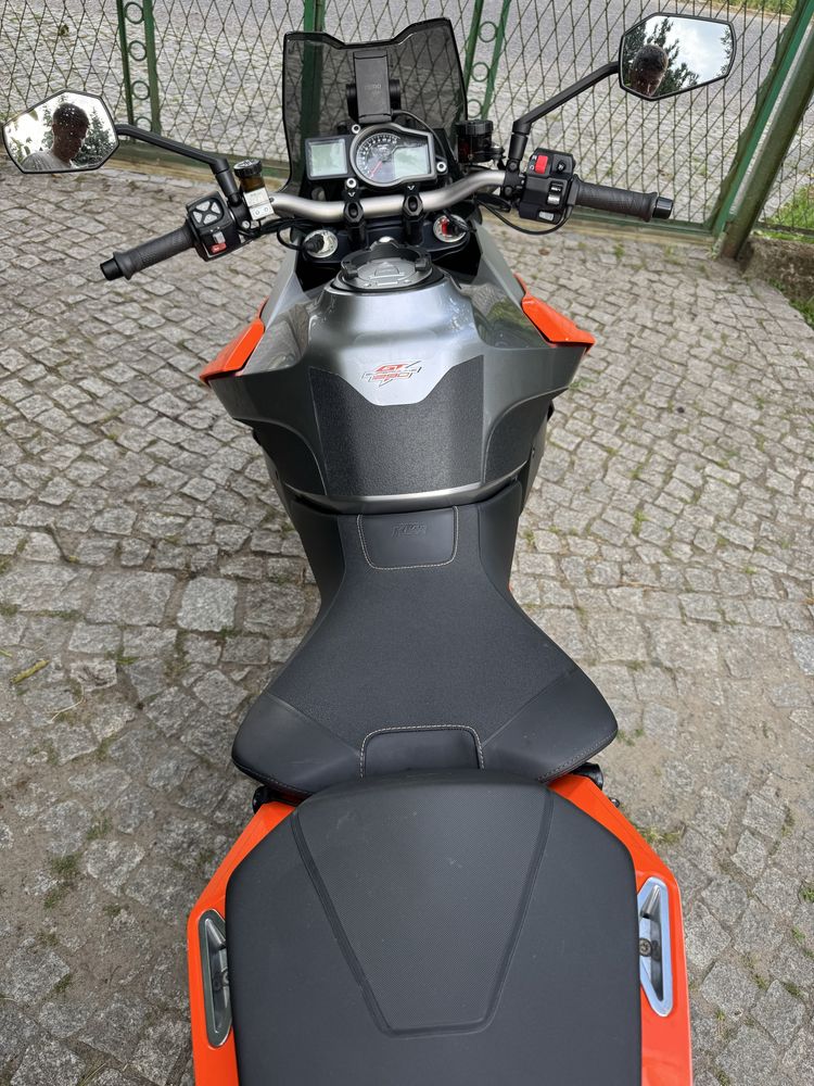 KTM Super Duke 1290 GT