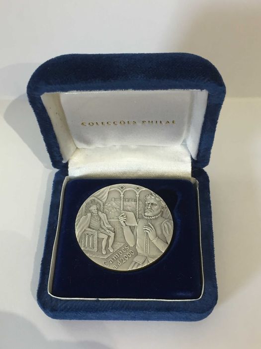 medalha Luís de Camões 40mm 26g - prata - com estojo