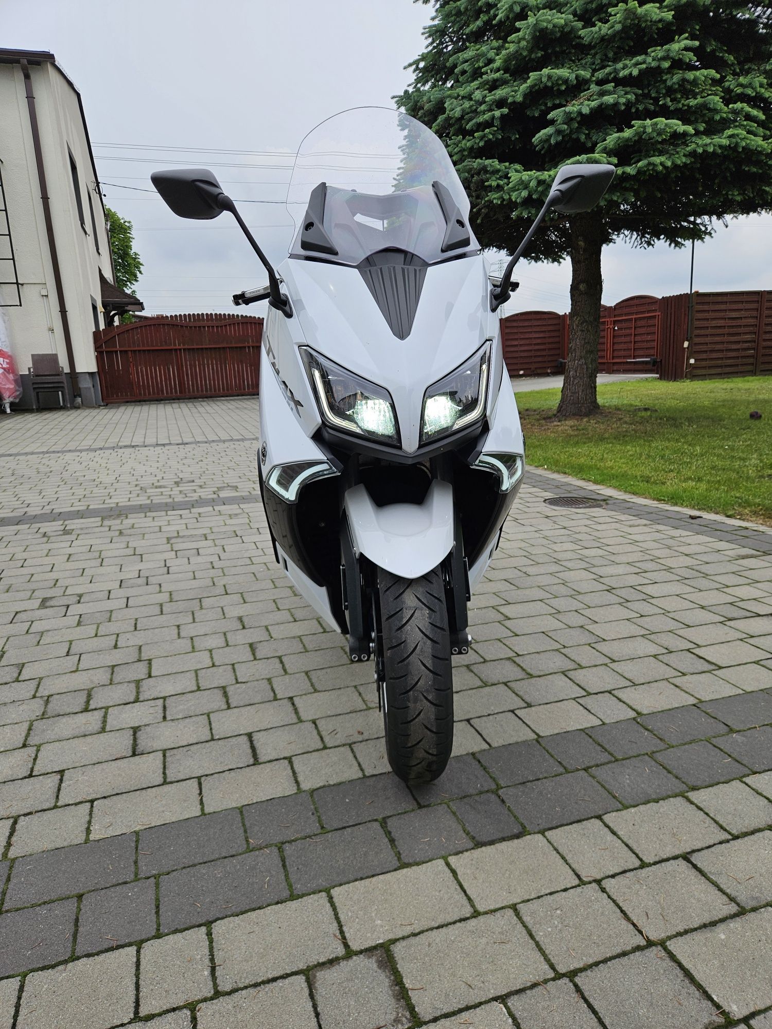 Yamaha Tmax polski salon, bez wypadkowy,dużo dodatków !