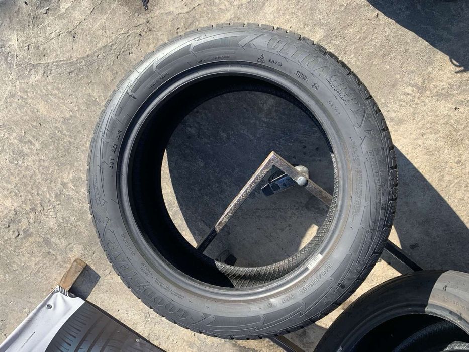 Шини 215/55R18 Goodyear 6,6-7,2мм 2020р
