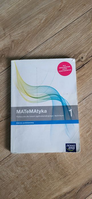 Sprzedam podręcznik szkolny Szkoła średnia klasa pierwsza