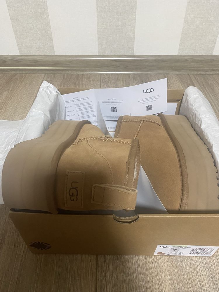 Ugg оригінал