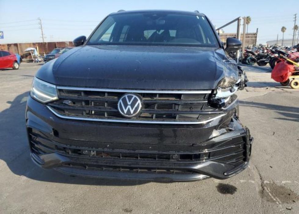 volkswagen tiguan 2023  SE R-LINE BLACK