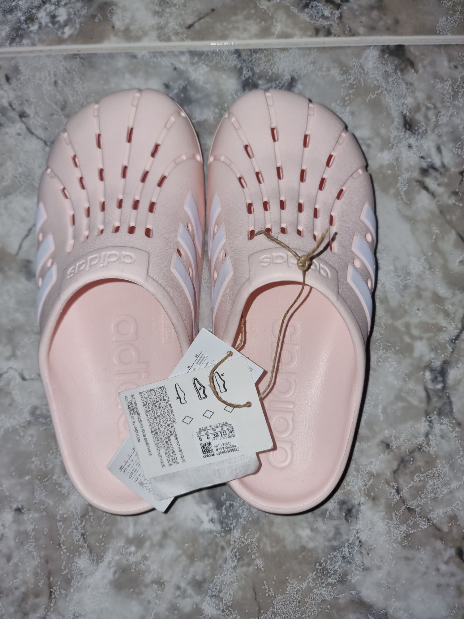 Crocs da Adidas tamanho 38 (novos)