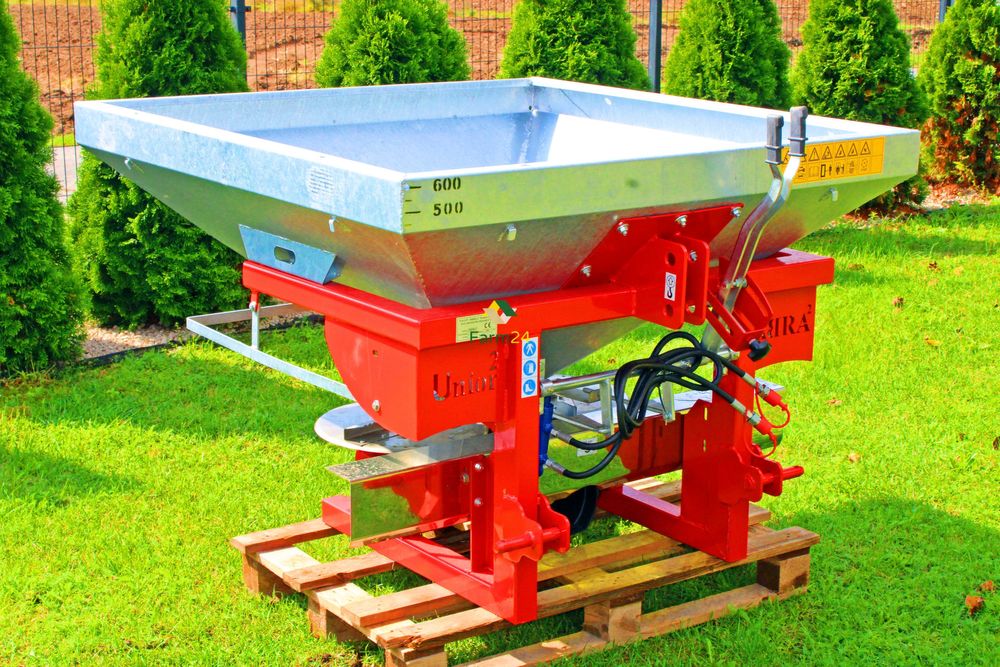 Rozsiewacz nawozów 600L 800L 1200L Siewnik do nawozu HYDRAULIKA *OCYNK