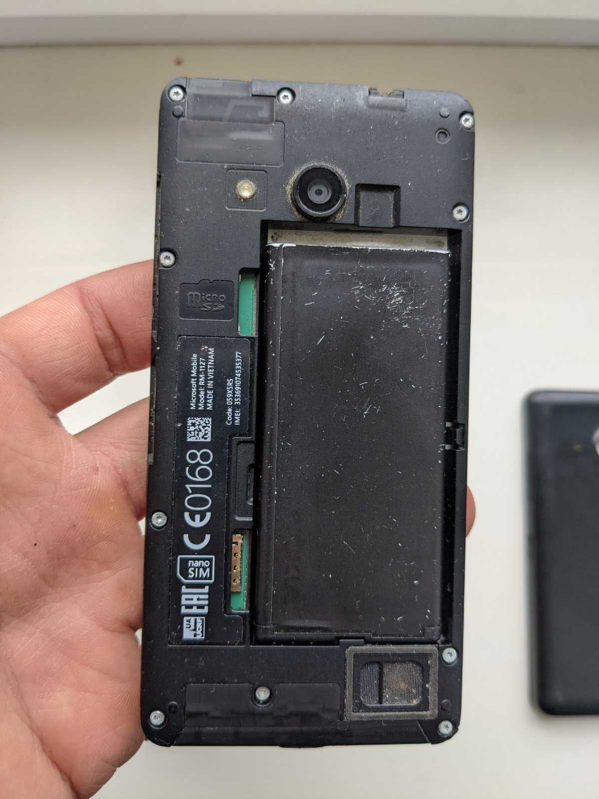 Продам Nokia lumia 550