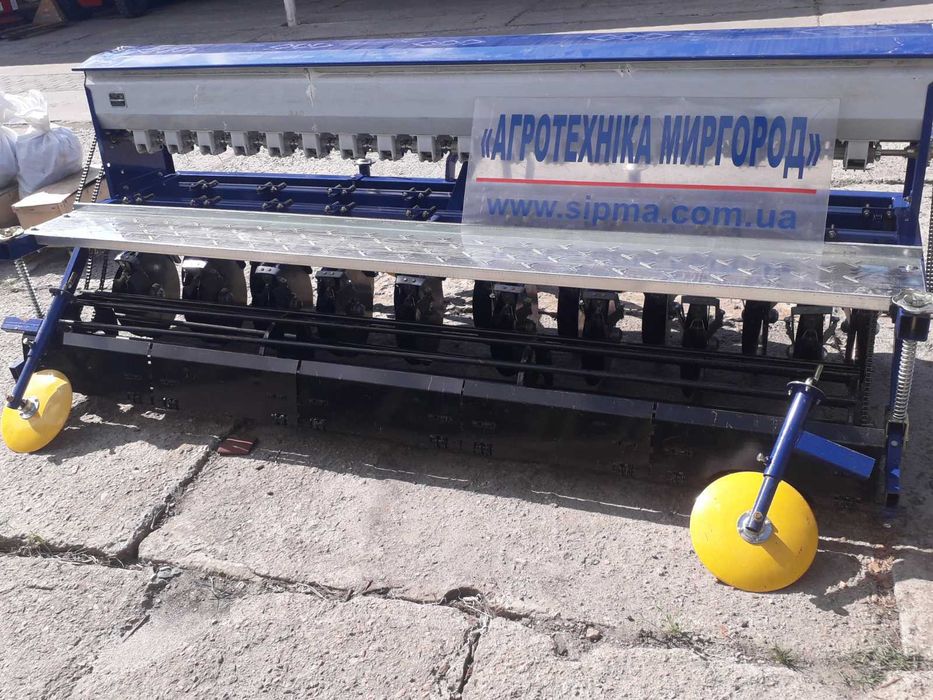 Миргород сівалка зернова сіялка зернова сеялка зерновая   18 рядкова