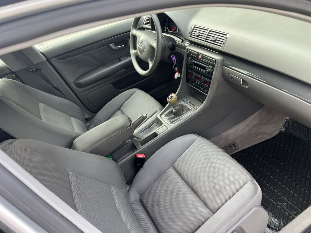 Audi a4 2.0 sedan klima polecam