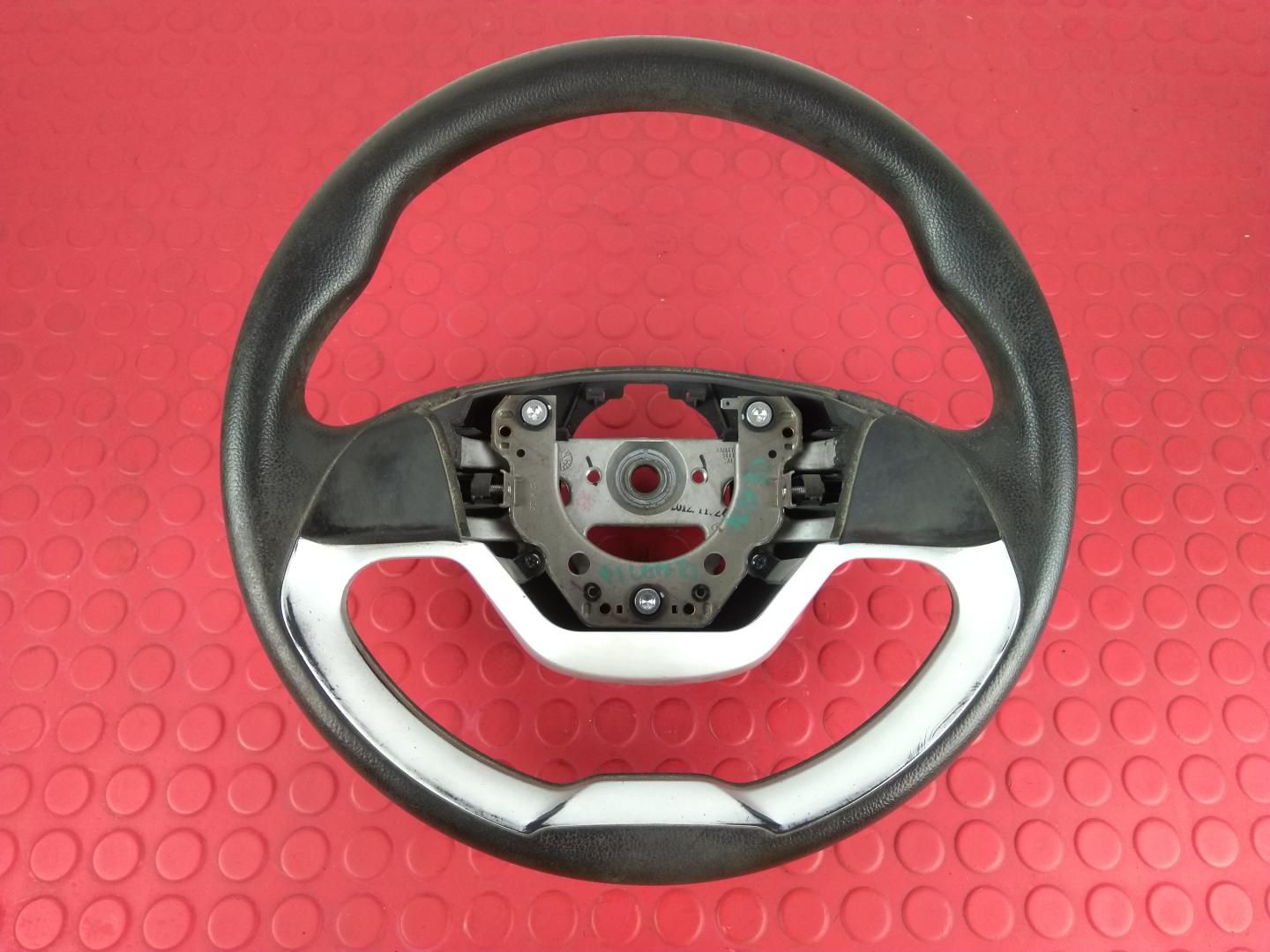 Volante - 561101Y100BC5 [Kia Picanto]