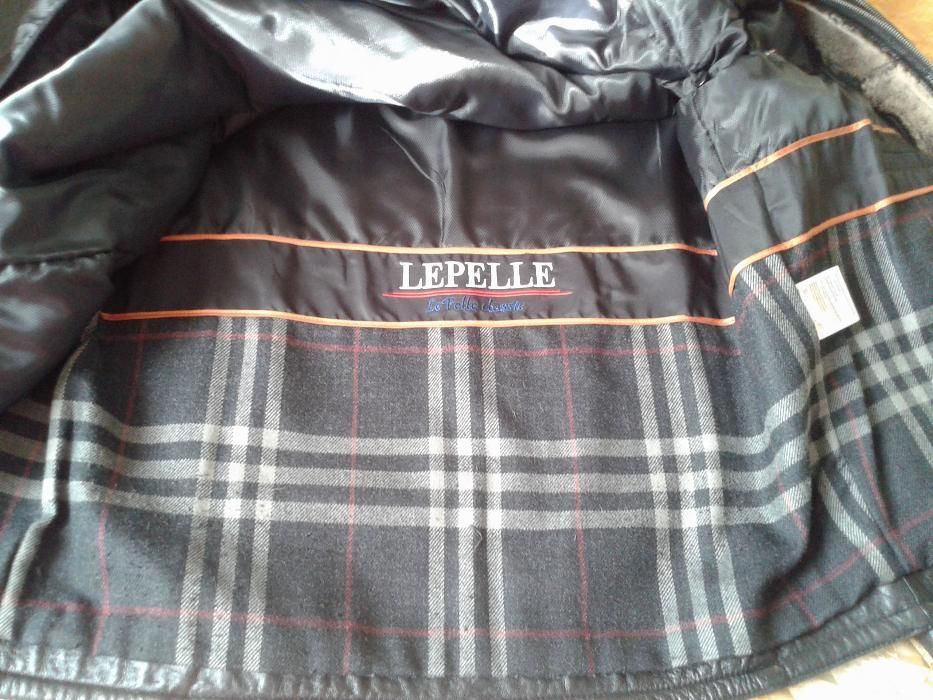 Продам кожаную куртку