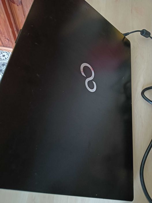Laptop Fujitsu U904 UHD 14,1' Core I5 10GB RAM dysk SSD128 podśw. klaw