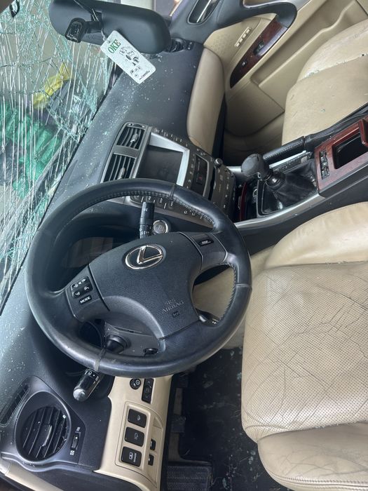 Lexus is220d mark levinson prestige (części,silnik,lampy,fotele,biegi)