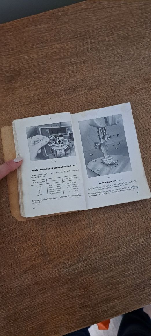 Maszyna do szycia firmy Kohler zick zack z napędem nożnym