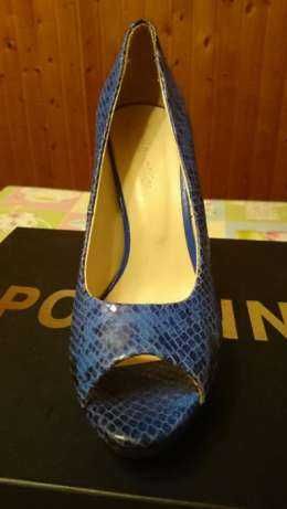 Туфли кожанные, синие, под змеиную кожу. Фирма Mia May