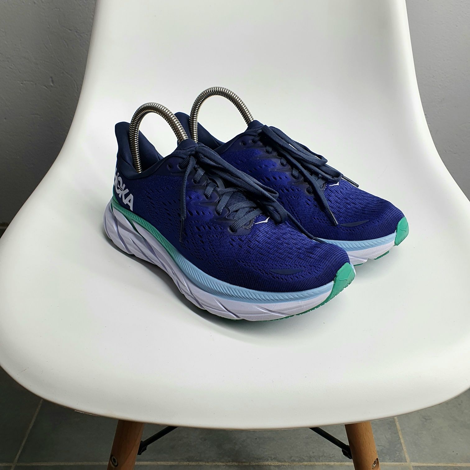 Кросівки Hoka One One clifton 8 38 розмір 499